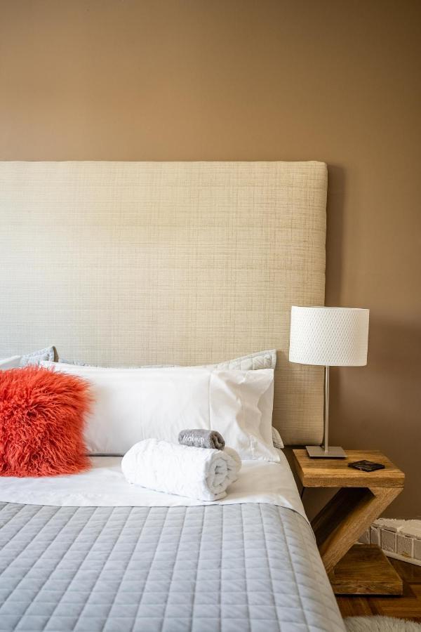 Gabby'S Place Downtown Core Торонто Екстериор снимка